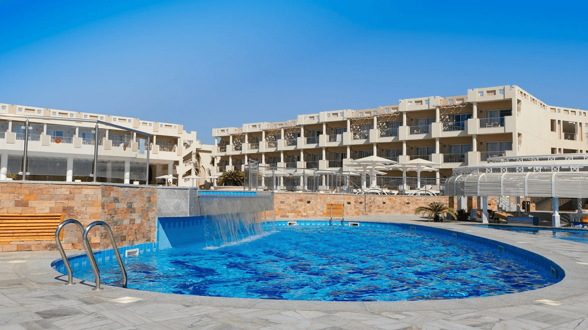 Hotel Sirena Beach Resort & Spa 5*